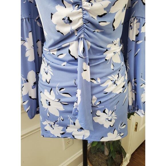 Cato Womens Blue Floral Polyester Ruched Cold Shoulder V Neck Top Blouse Size XL - Picture 3 of 12